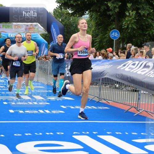 29.06.2025 - hella hamburg halbmarathon Strokosch-Dieckow http://msf.ph/oto/8518323 29.06.2025 10:55:54 Ziel 1179, 2612, 3042, 3256, 3668, 4772, 7147, 7976, 8968, 9246, 10084, 13474, 14867, 15184, 15868, 15884, 16176, 16401, 16434, 16786, 18125, 18867, 19047 meine-sportfotos.de