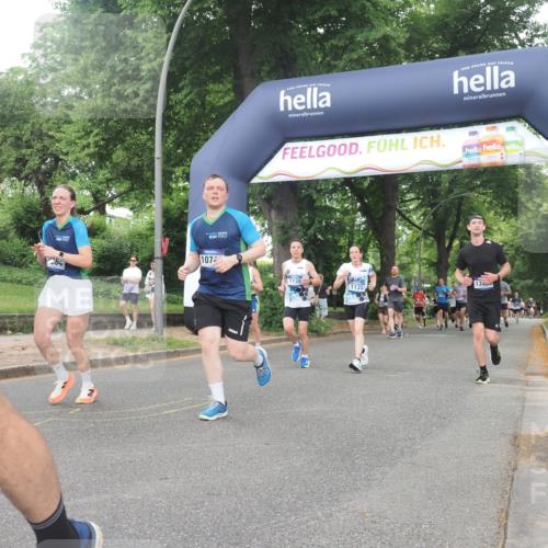 29.06.2025 - hella hamburg halbmarathon KatJ http://msf.ph/oto/8518385 29.06.2025 10:48:35 Zwischen KM18-KM19 1135, 1138, 2447, 6391, 6414, 6415, 8068, 8364 meine-sportfotos.de