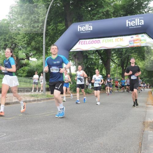 29.06.2025 - hella hamburg halbmarathon KatJ http://msf.ph/oto/8518390 29.06.2025 10:48:35 Zwischen KM18-KM19 1135, 1138, 2447, 6391, 6414, 6415, 8068, 8364 meine-sportfotos.de
