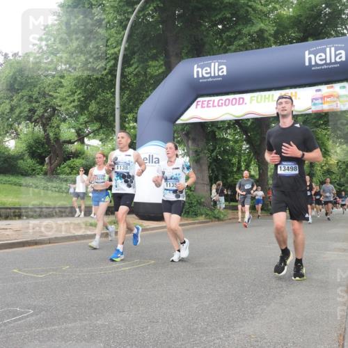 29.06.2025 - hella hamburg halbmarathon KatJ http://msf.ph/oto/8518428 29.06.2025 10:48:36 Zwischen KM18-KM19 1135, 1138, 2447, 5547, 6414, 6415, 8068, 8364 meine-sportfotos.de