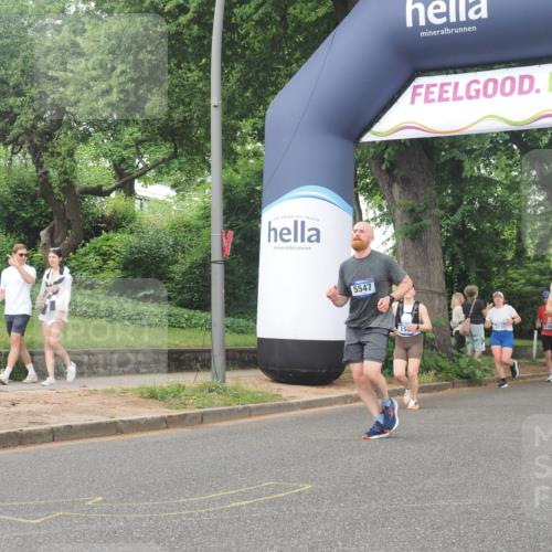 29.06.2025 - hella hamburg halbmarathon KatJ http://msf.ph/oto/8518447 29.06.2025 10:48:38 Zwischen KM18-KM19 1135, 1138, 1188, 1568, 2447, 5547, 6414, 8364 meine-sportfotos.de