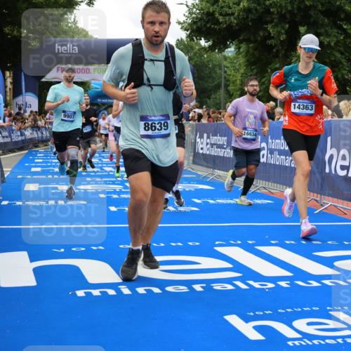 29.06.2025 - hella hamburg halbmarathon Strokosch-Dieckow http://msf.ph/oto/8518497 29.06.2025 10:56:11 Ziel 1193, 4594, 4813, 5465, 5492, 5570, 7547, 7594, 8330, 8639, 9903, 9907, 10789, 12348, 12545, 14363, 15484, 16113, 16634, 17468, 17640, 17642, 18741, 19152 meine-sportfotos.de