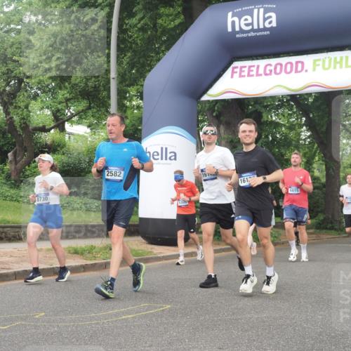29.06.2025 - hella hamburg halbmarathon KatJ http://msf.ph/oto/8518619 29.06.2025 10:48:43 Zwischen KM18-KM19 1188, 1568, 1726, 1823, 2582, 5299, 5305, 5547, 7658, 8730 meine-sportfotos.de