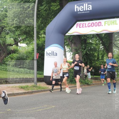 29.06.2025 - hella hamburg halbmarathon KatJ http://msf.ph/oto/8518751 29.06.2025 10:48:47 Zwischen KM18-KM19 1726, 1823, 2582, 5299, 5305, 6602, 7636, 7658, 8730 meine-sportfotos.de