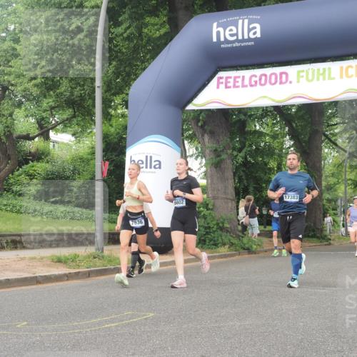 29.06.2025 - hella hamburg halbmarathon KatJ http://msf.ph/oto/8518774 29.06.2025 10:48:48 Zwischen KM18-KM19 1726, 1823, 2582, 5299, 5305, 6602, 7636, 7658, 8730 meine-sportfotos.de