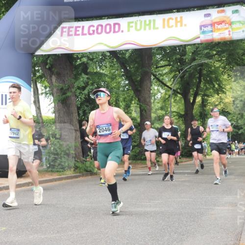 29.06.2025 - hella hamburg halbmarathon KatJ http://msf.ph/oto/8518839 29.06.2025 10:58:35 Zwischen KM18-KM19 1524, 2046, 3650, 5069, 7873, 8051 meine-sportfotos.de