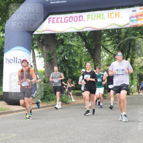29.06.2025 - hella hamburg halbmarathon KatJ http://msf.ph/oto/8518881 29.06.2025 10:58:37 Zwischen KM18-KM19 2046, 7302, 7873, 8051 meine-sportfotos.de