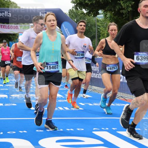 29.06.2025 - hella hamburg halbmarathon Strokosch-Dieckow http://msf.ph/oto/8518912 29.06.2025 10:56:29 Ziel 1583, 2083, 3048, 3413, 5721, 5744, 6399, 7037, 7742, 8311, 8542, 8652, 8863, 9562, 9622, 10093, 10665, 12509, 13863, 15145, 15407, 15818, 16257, 16261, 17268, 17734, 18746, 18835, 19120 meine-sportfotos.de