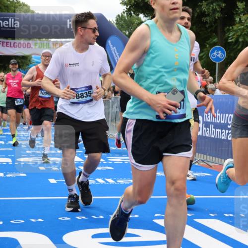 29.06.2025 - hella hamburg halbmarathon Strokosch-Dieckow http://msf.ph/oto/8518919 29.06.2025 10:56:30 Ziel 1583, 2083, 3048, 3413, 5721, 5744, 6399, 6416, 6759, 7037, 7742, 8311, 8542, 8652, 8863, 9562, 9622, 10093, 10665, 12509, 13863, 15145, 15407, 15818, 16257, 16261, 17259, 17268, 17734, 18746, 18835, 19120 meine-sportfotos.de