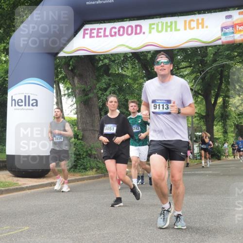 29.06.2025 - hella hamburg halbmarathon KatJ http://msf.ph/oto/8518923 29.06.2025 10:58:38 Zwischen KM18-KM19 2046, 6742, 7302, 7873, 8051 meine-sportfotos.de