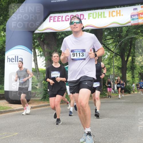 29.06.2025 - hella hamburg halbmarathon KatJ http://msf.ph/oto/8518945 29.06.2025 10:58:38 Zwischen KM18-KM19 2046, 6742, 7302, 7873, 8051 meine-sportfotos.de