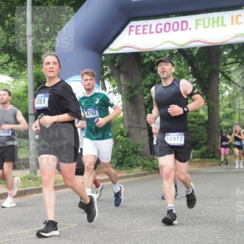 29.06.2025 - hella hamburg halbmarathon KatJ http://msf.ph/oto/8518978 29.06.2025 10:58:39 Zwischen KM18-KM19 2046, 3939, 6742, 7302, 7873, 8051 meine-sportfotos.de