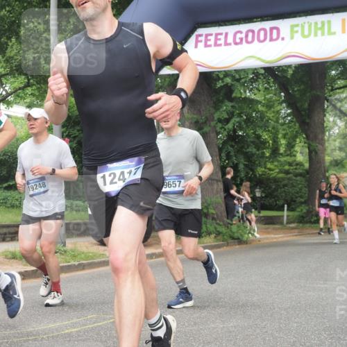 29.06.2025 - hella hamburg halbmarathon KatJ http://msf.ph/oto/8519018 29.06.2025 10:58:40 Zwischen KM18-KM19 2046, 3939, 6742, 7302, 7873, 8051 meine-sportfotos.de
