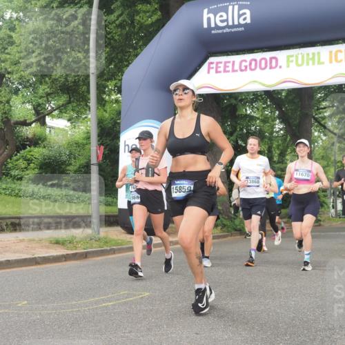29.06.2025 - hella hamburg halbmarathon KatJ http://msf.ph/oto/8519084 29.06.2025 10:48:56 Zwischen KM18-KM19 1674, 4095, 6674, 6752, 8045, 8478 meine-sportfotos.de