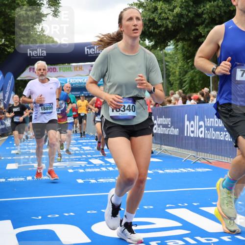 29.06.2025 - hella hamburg halbmarathon Strokosch-Dieckow http://msf.ph/oto/8519155 29.06.2025 10:56:38 Ziel 2083, 3413, 4152, 5721, 5744, 6416, 6759, 7037, 7646, 8311, 8542, 8652, 8744, 8825, 8996, 9488, 9562, 10093, 11083, 11870, 12509, 13863, 14369, 14461, 15134, 15145, 15431, 15712, 16043, 16121, 17259, 18340, 18634, 18899, 19120 meine-sportfotos.de
