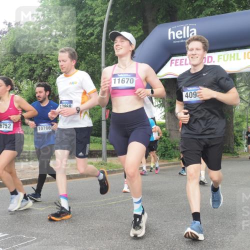 29.06.2025 - hella hamburg halbmarathon KatJ http://msf.ph/oto/8519192 29.06.2025 10:48:58 Zwischen KM18-KM19 1674, 4095, 6674, 6752, 8045, 8478 meine-sportfotos.de