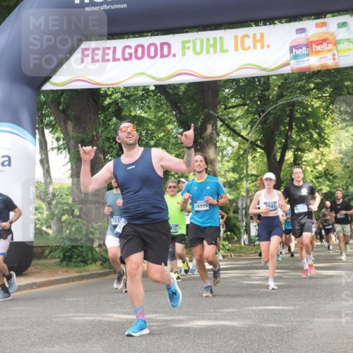 29.06.2025 - hella hamburg halbmarathon KatJ http://msf.ph/oto/8519423 29.06.2025 10:58:54 Zwischen KM18-KM19 2032, 2531, 2961, 6518, 7941, 8274 meine-sportfotos.de