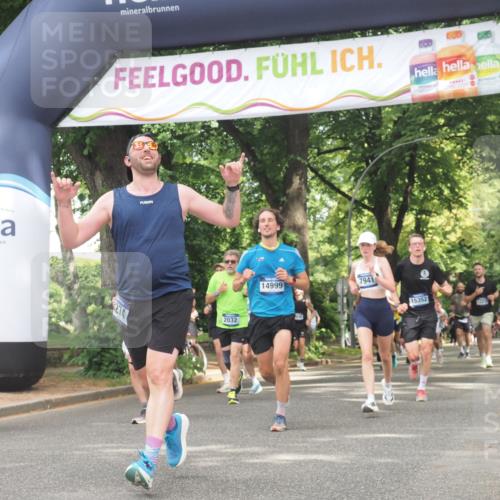 29.06.2025 - hella hamburg halbmarathon KatJ http://msf.ph/oto/8519441 29.06.2025 10:58:54 Zwischen KM18-KM19 2032, 2531, 2961, 6518, 7941, 8274 meine-sportfotos.de