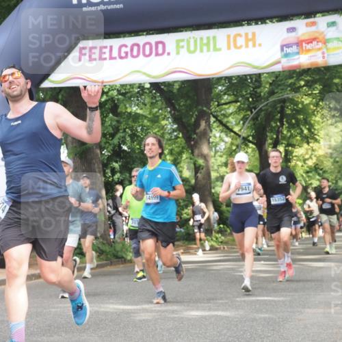 29.06.2025 - hella hamburg halbmarathon KatJ http://msf.ph/oto/8519461 29.06.2025 10:58:55 Zwischen KM18-KM19 2032, 2531, 2961, 6518, 7941, 8274 meine-sportfotos.de