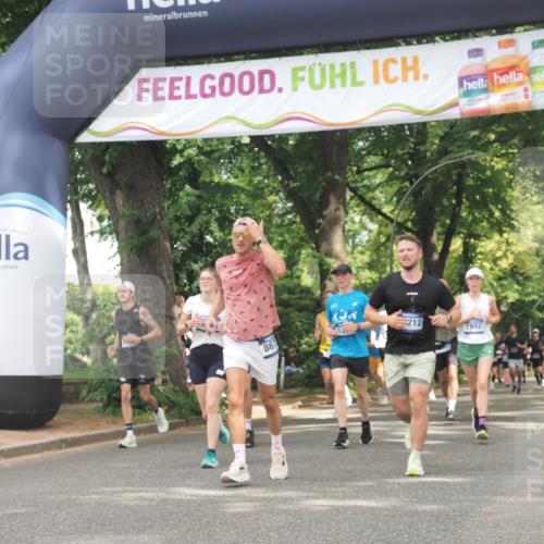 29.06.2025 - hella hamburg halbmarathon KatJ http://msf.ph/oto/8519647 29.06.2025 10:58:58 Zwischen KM18-KM19 1379, 2032, 2531, 2961, 7941, 8274, 8673 meine-sportfotos.de
