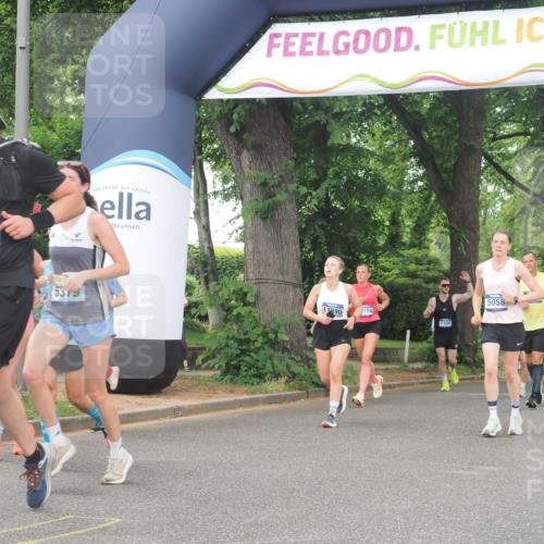 29.06.2025 - hella hamburg halbmarathon KatJ http://msf.ph/oto/8519847 29.06.2025 10:49:25 Zwischen KM18-KM19 1147, 3625, 5058, 5379 meine-sportfotos.de