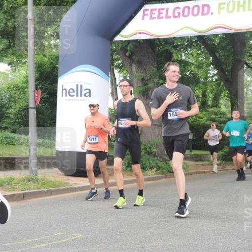 29.06.2025 - hella hamburg halbmarathon KatJ http://msf.ph/oto/8520098 29.06.2025 10:49:31 Zwischen KM18-KM19 1184, 2661, 4511, 5058, 5379, 6142 meine-sportfotos.de