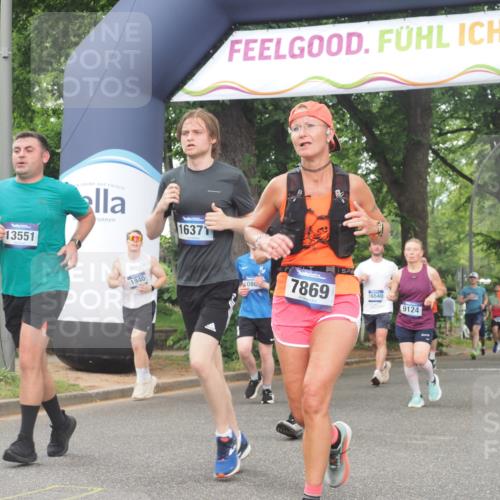 29.06.2025 - hella hamburg halbmarathon KatJ http://msf.ph/oto/8520234 29.06.2025 10:49:35 Zwischen KM18-KM19 1184, 1940, 2661, 4511, 7869 meine-sportfotos.de