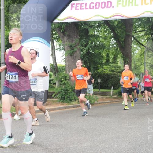 29.06.2025 - hella hamburg halbmarathon KatJ http://msf.ph/oto/8520320 29.06.2025 10:49:38 Zwischen KM18-KM19 1114, 1940, 4511, 4859, 7869 meine-sportfotos.de