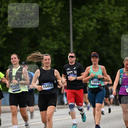 29.06.2025 - hella hamburg halbmarathon Dr. Thomas Lammeyer http://msf.ph/oto/8520504 29.06.2025 10:33:46 Kennedybrücke 1518, 1694, 1869, 2699, 3311, 3613, 4362, 4395, 4700, 4982, 5063, 5249, 5250, 5322, 7449, 8388, 8560, 10068, 10162, 11376 meine-sportfotos.de