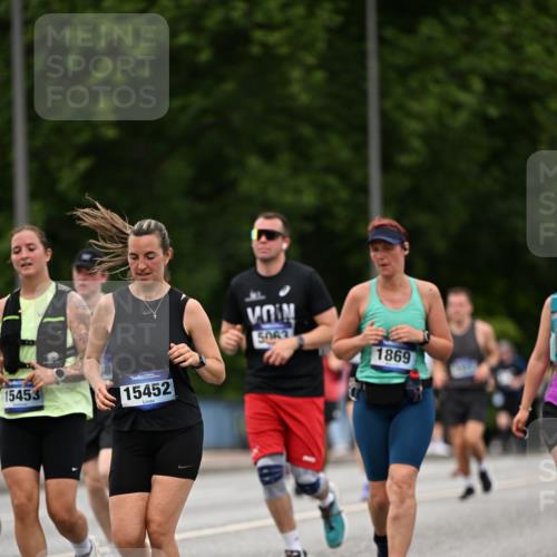 29.06.2025 - hella hamburg halbmarathon Dr. Thomas Lammeyer http://msf.ph/oto/8520540 29.06.2025 10:33:47 Kennedybrücke 1192, 1694, 1869, 2699, 3311, 3613, 4362, 4395, 4700, 4982, 5063, 5249, 5250, 5322, 7449, 8388, 8560, 10068, 10162, 11376 meine-sportfotos.de