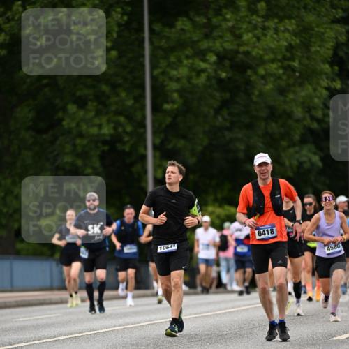 29.06.2025 - hella hamburg halbmarathon Dr. Thomas Lammeyer http://msf.ph/oto/8520707 29.06.2025 10:33:58 Kennedybrücke 1192, 1230, 1661, 1869, 2901, 3613, 4575, 4580, 4700, 4982, 5063, 5322, 6418, 6598, 7449, 8388, 10162, 10641 meine-sportfotos.de