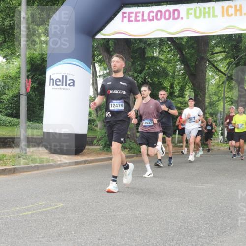 29.06.2025 - hella hamburg halbmarathon KatJ http://msf.ph/oto/8521297 29.06.2025 10:50:04 Zwischen KM18-KM19 1427, 1464, 2683, 7243 meine-sportfotos.de