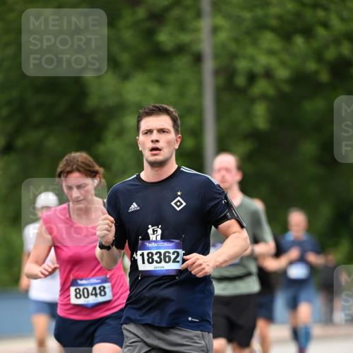 29.06.2025 - hella hamburg halbmarathon Dr. Thomas Lammeyer http://msf.ph/oto/8521303 29.06.2025 10:34:17 Kennedybrücke 1063, 1192, 1230, 1661, 2901, 3524, 3573, 4198, 4575, 4580, 4819, 6418, 6598, 6626, 8048, 10322, 10641, 10880 meine-sportfotos.de