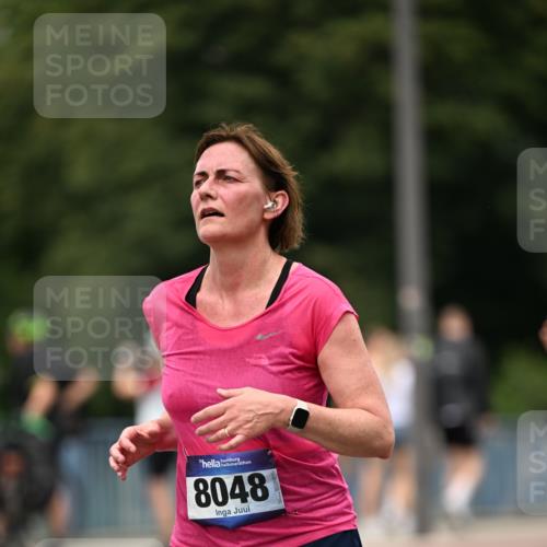 29.06.2025 - hella hamburg halbmarathon Dr. Thomas Lammeyer http://msf.ph/oto/8521388 29.06.2025 10:34:19 Kennedybrücke 1063, 1230, 1661, 2901, 3524, 3573, 4198, 4575, 4580, 4819, 6418, 6598, 6626, 8048, 10322, 10641, 10880 meine-sportfotos.de