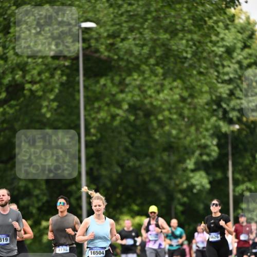 29.06.2025 - hella hamburg halbmarathon Dr. Thomas Lammeyer http://msf.ph/oto/8521406 29.06.2025 10:34:21 Kennedybrücke 1063, 1230, 1661, 2901, 3524, 3573, 4198, 4575, 4819, 6598, 6626, 8048, 10322, 10880 meine-sportfotos.de