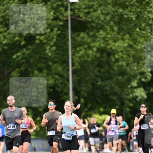 29.06.2025 - hella hamburg halbmarathon Dr. Thomas Lammeyer http://msf.ph/oto/8521420 29.06.2025 10:34:21 Kennedybrücke 1063, 1230, 1661, 2901, 3524, 3573, 4198, 4575, 4819, 6598, 6626, 8048, 10322, 10880 meine-sportfotos.de