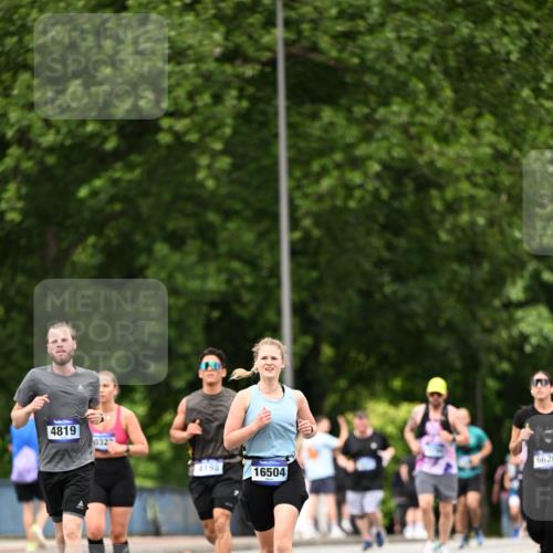 29.06.2025 - hella hamburg halbmarathon Dr. Thomas Lammeyer http://msf.ph/oto/8521428 29.06.2025 10:34:22 Kennedybrücke 1063, 1230, 1661, 2901, 3524, 3573, 4198, 4575, 4819, 6598, 6626, 8048, 10322, 10880 meine-sportfotos.de