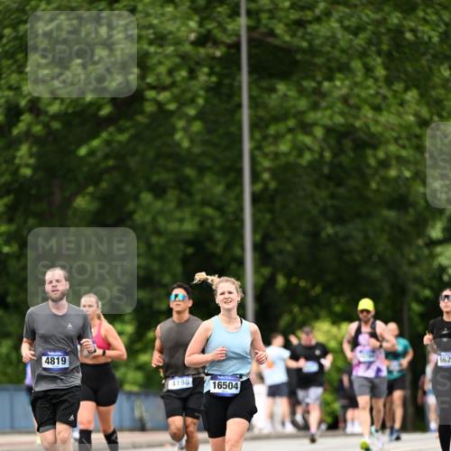 29.06.2025 - hella hamburg halbmarathon Dr. Thomas Lammeyer http://msf.ph/oto/8521437 29.06.2025 10:34:22 Kennedybrücke 1063, 1230, 1661, 2901, 3524, 3573, 4198, 4575, 4819, 6598, 6626, 8048, 10322, 10880 meine-sportfotos.de