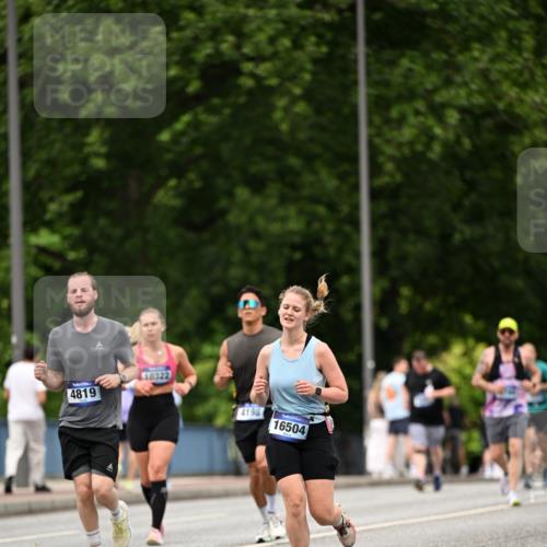 29.06.2025 - hella hamburg halbmarathon Dr. Thomas Lammeyer http://msf.ph/oto/8521461 29.06.2025 10:34:22 Kennedybrücke 1063, 1230, 1661, 2901, 3524, 3573, 4198, 4575, 4819, 6598, 6626, 8048, 10322, 10880 meine-sportfotos.de