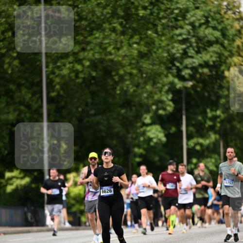 29.06.2025 - hella hamburg halbmarathon Dr. Thomas Lammeyer http://msf.ph/oto/8521492 29.06.2025 10:34:23 Kennedybrücke 1063, 1230, 1661, 2302, 2901, 3524, 3573, 4198, 4575, 4819, 6598, 6626, 8048, 10322, 10880 meine-sportfotos.de