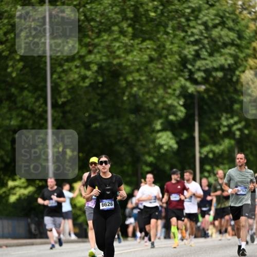 29.06.2025 - hella hamburg halbmarathon Dr. Thomas Lammeyer http://msf.ph/oto/8521521 29.06.2025 10:34:24 Kennedybrücke 1063, 1230, 1661, 2302, 2901, 3524, 3573, 4198, 4575, 4819, 6626, 7517, 8048, 10322, 10880 meine-sportfotos.de