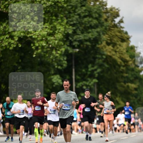 29.06.2025 - hella hamburg halbmarathon Dr. Thomas Lammeyer http://msf.ph/oto/8521625 29.06.2025 10:34:26 Kennedybrücke 1063, 1230, 2302, 2901, 3524, 3573, 4198, 4575, 4819, 6626, 7517, 8048, 9095, 10322, 10880, 10996 meine-sportfotos.de