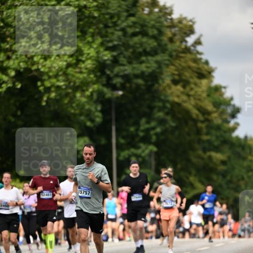 29.06.2025 - hella hamburg halbmarathon Dr. Thomas Lammeyer http://msf.ph/oto/8521647 29.06.2025 10:34:27 Kennedybrücke 1063, 2302, 3524, 3573, 4198, 4575, 4819, 6626, 7517, 8048, 9095, 10322, 10880, 10996 meine-sportfotos.de