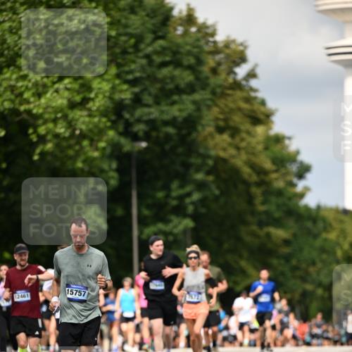 29.06.2025 - hella hamburg halbmarathon Dr. Thomas Lammeyer http://msf.ph/oto/8521672 29.06.2025 10:34:27 Kennedybrücke 1063, 2302, 3524, 3573, 4198, 4575, 4819, 6626, 7517, 8048, 9095, 10322, 10880, 10996 meine-sportfotos.de