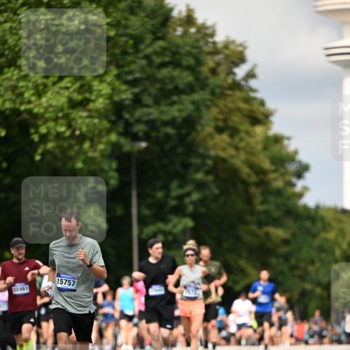 29.06.2025 - hella hamburg halbmarathon Dr. Thomas Lammeyer http://msf.ph/oto/8521676 29.06.2025 10:34:27 Kennedybrücke 1063, 2302, 3524, 3573, 4198, 4575, 4819, 6626, 7517, 8048, 9095, 10322, 10880, 10996 meine-sportfotos.de