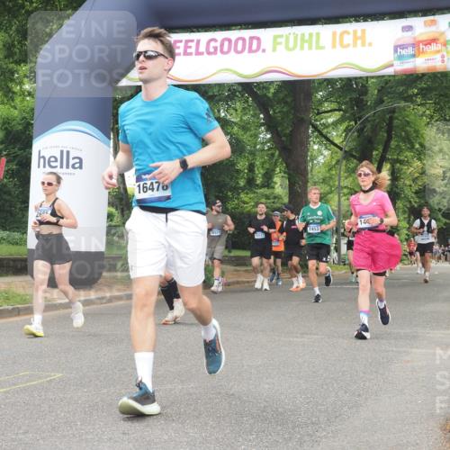 29.06.2025 - hella hamburg halbmarathon KatJ http://msf.ph/oto/8521719 29.06.2025 10:50:15 Zwischen KM18-KM19 2424, 2685, 4328, 7453 meine-sportfotos.de