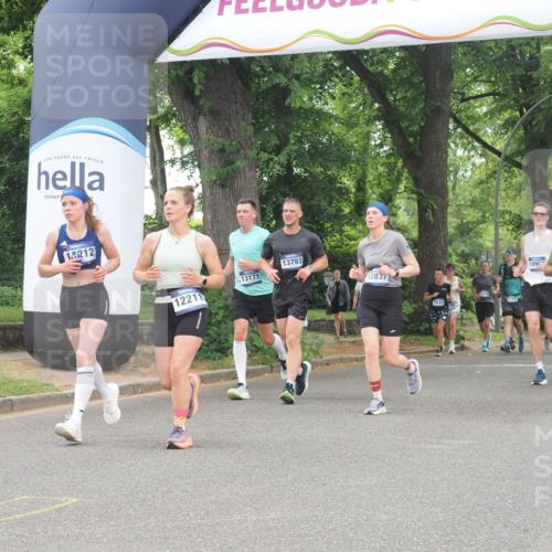29.06.2025 - hella hamburg halbmarathon KatJ http://msf.ph/oto/8523224 29.06.2025 10:51:18 Zwischen KM18-KM19  meine-sportfotos.de
