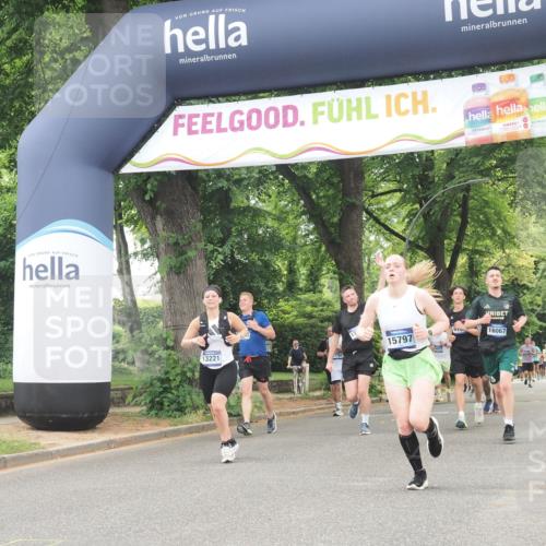 29.06.2025 - hella hamburg halbmarathon KatJ http://msf.ph/oto/8524047 29.06.2025 10:51:44 Zwischen KM18-KM19 1842, 6174 meine-sportfotos.de