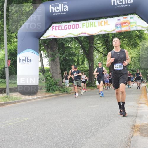 29.06.2025 - hella hamburg halbmarathon KatJ http://msf.ph/oto/8524799 29.06.2025 10:52:21 Zwischen KM18-KM19 1559, 2136, 3328, 4307, 6322, 7210, 7211, 7888, 8171 meine-sportfotos.de