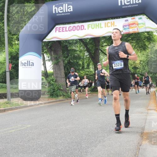 29.06.2025 - hella hamburg halbmarathon KatJ http://msf.ph/oto/8524816 29.06.2025 10:52:22 Zwischen KM18-KM19 1062, 1559, 3328, 4307, 6322, 7210, 7211, 7760, 7888, 8171 meine-sportfotos.de